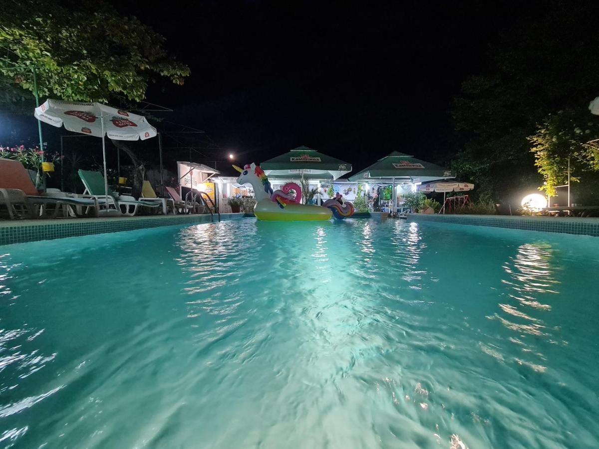 Hotel Rai Obrochishte Esterno foto