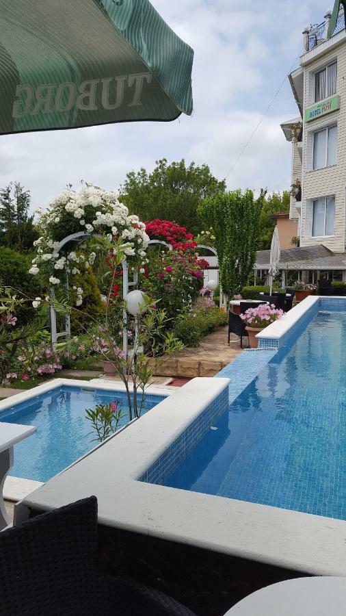 Hotel Rai Obrochishte Esterno foto